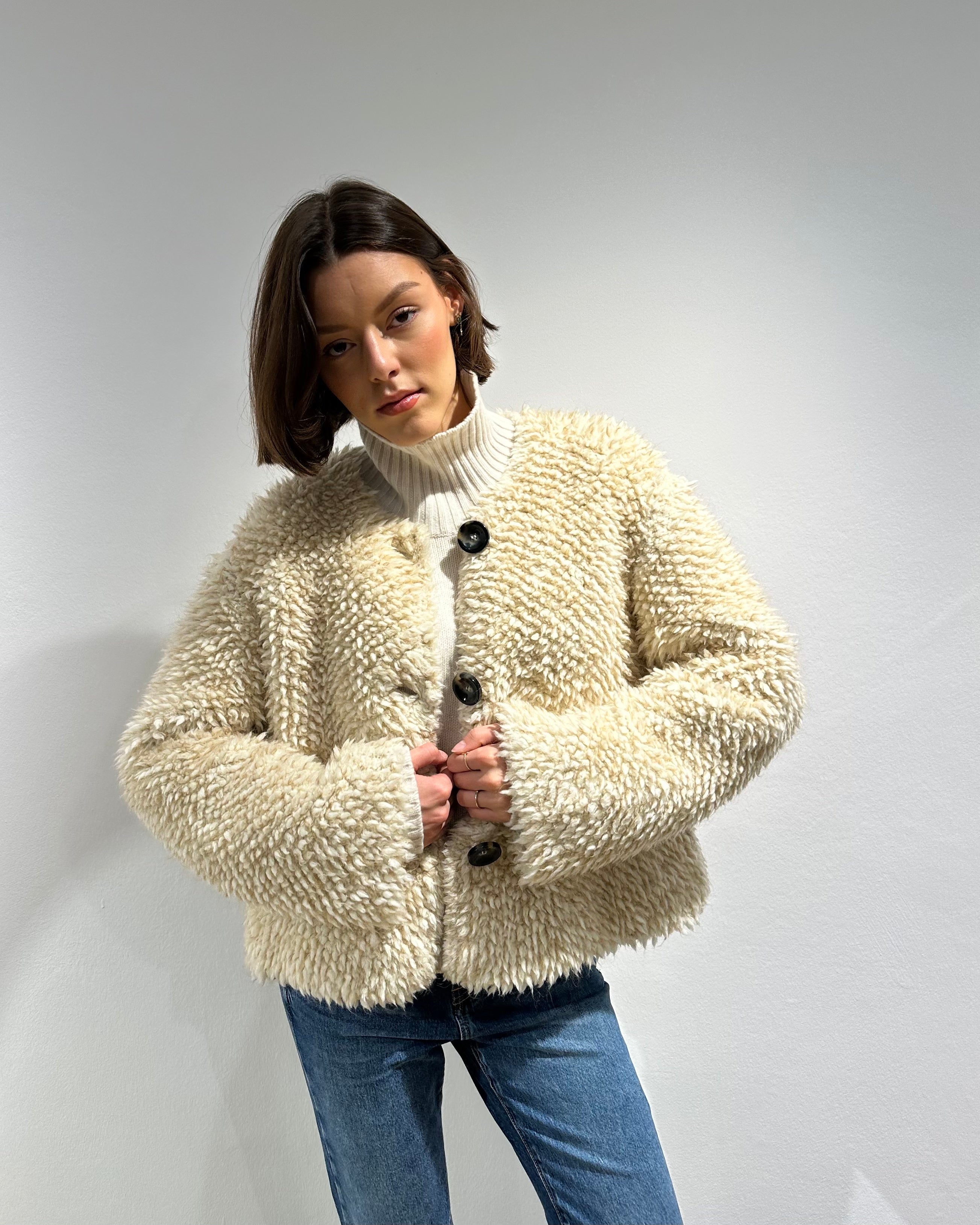 Roberto Collina Teddy-Jacke in Creme