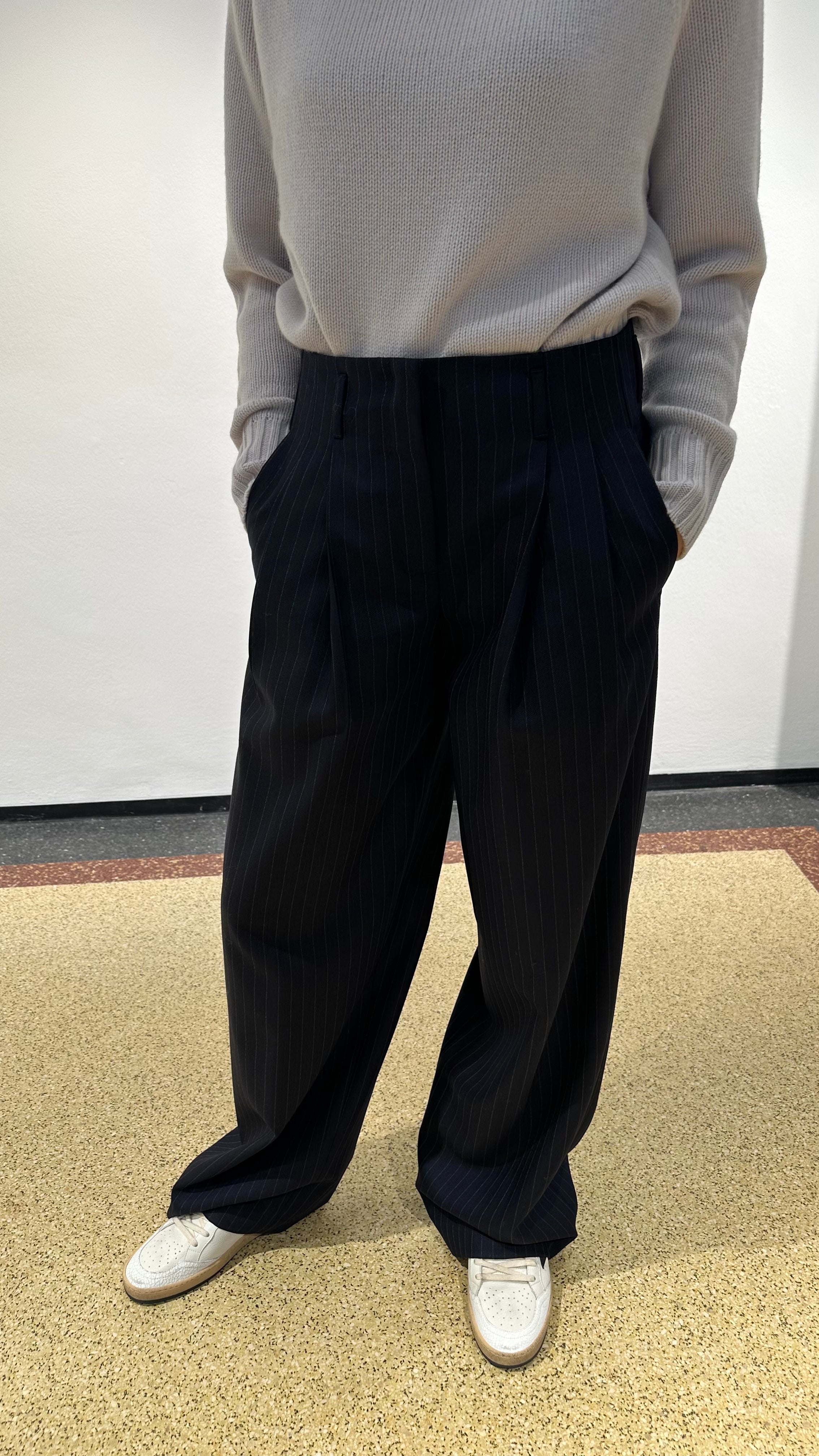 Golden Goose Wollhose "Flavia" in Dunkelblau